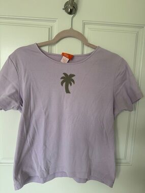 hearts of palm lavender tee with with beige palm tree